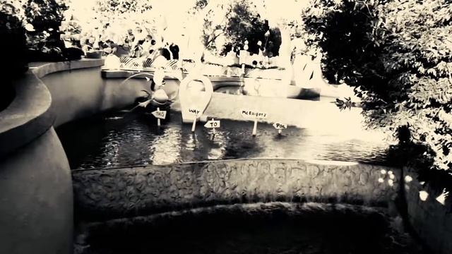 Islands of Adventure, Waterfall at Seuss Landing, Universal Studios Orlando, Vintage? смотреть онлайн