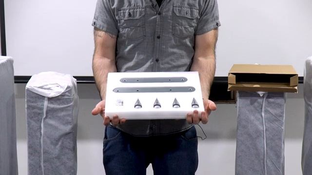 Acoustic Energy - AE 320 & 520 Unboxing and Specs смотреть онлайн