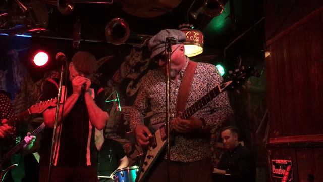 Hoochie Coochie Man/I’m A Man - Mr Bo & Co at Stampen, Stockholm, Nov 2018 @frouz8288 смотреть онлайн