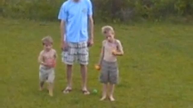 Bocce Ball at Sunset Beach смотреть онлайн