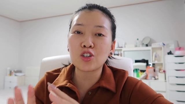 ТРЕШ МАНИКЮР В КОРЕЕ! МНЕ ИЗУРОДОВАЛИ НОГТИ В КОРЕЙСКОМ САЛОНЕ! Виктория Ким