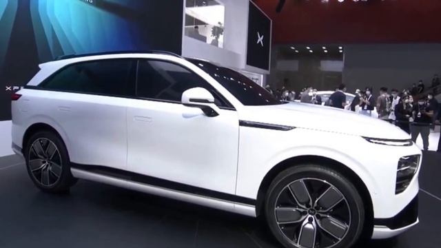 В Китае Представлен Xpeng G9 — китайский электрический кроссовер смотреть онлайн