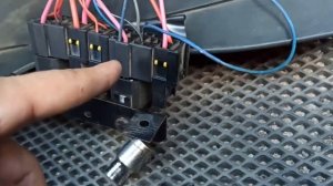 Самый ПРОСТОЙ и БЫСТРЫЙ способ слить бензин с ваз 2114 2113 2115