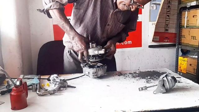 AUDI Q3 TURBO CORE ASSY CHANGE смотреть онлайн