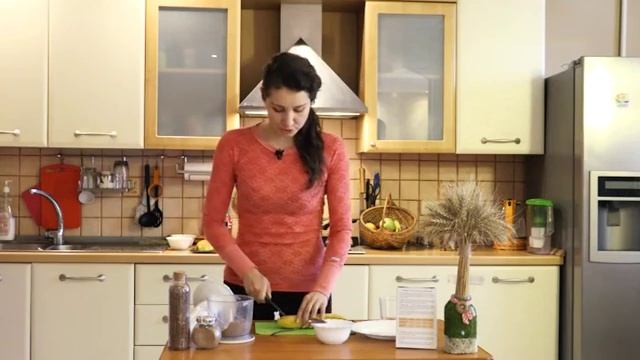 Домашние блины с черничным джемом