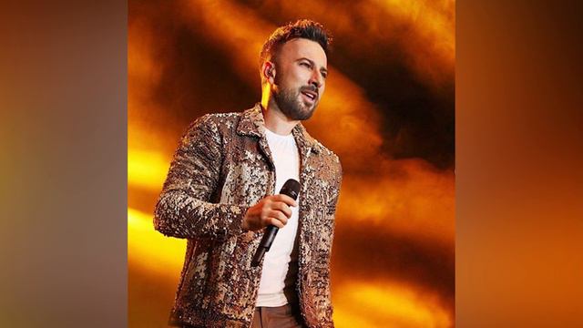 В молодости зарабатывал на жизнь в чайханах: История любви и успеха Таркана смотреть онлайн