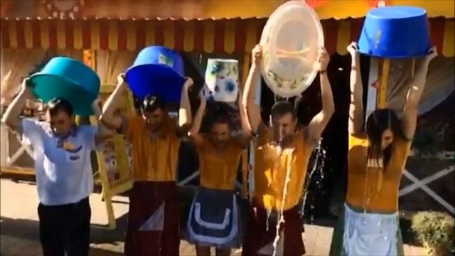ice bucket challenge ресторан "Вареничная Катюша" бул. Леси Украинки 24 смотреть онлайн