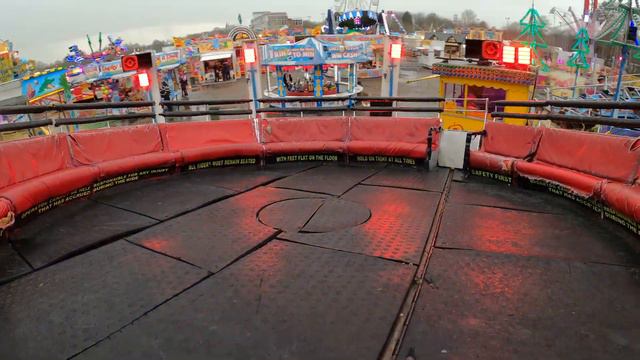 William Roberts Tagada | On Ride POV Nottingham Valentines Fair 2022 смотреть онлайн