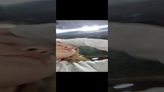 я на катке и я хочу ещё раз