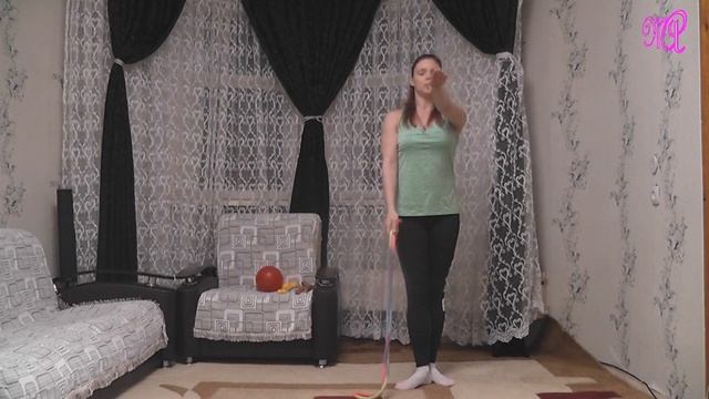 Учимся работать со скакалкой - Вращения и Восьмёрка Художественная Гимнастика смотреть онлайн