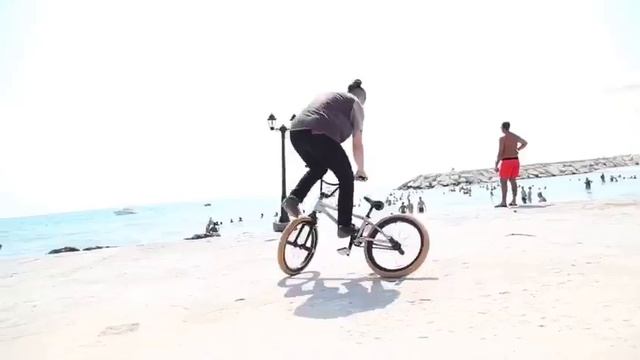 When Sundays go beyond LIMITS !! смотреть онлайн