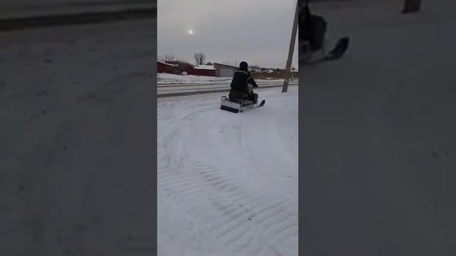 первая поездка на миниснегоходе Рыбак 2мт смотреть онлайн