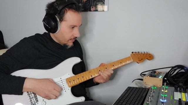 MOOER GE300 PROFILER HIWATT DG103 @MooerAudioOfficial @ReferenceCables @fender смотреть онлайн