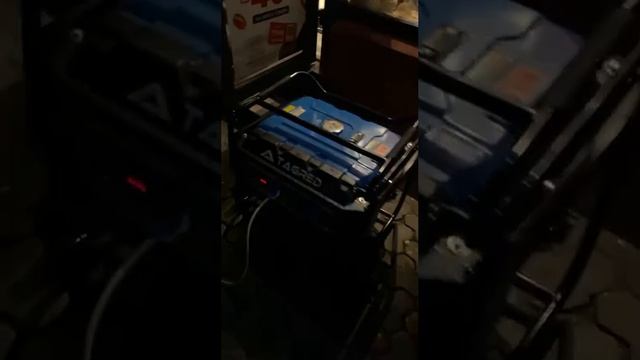 Пол Киева уже питается от генераторов смотреть онлайн