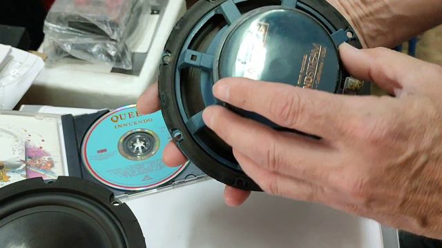 легендарные мидбасы SOUNDSTREAM EXACT 6 обзор-включение смотреть онлайн