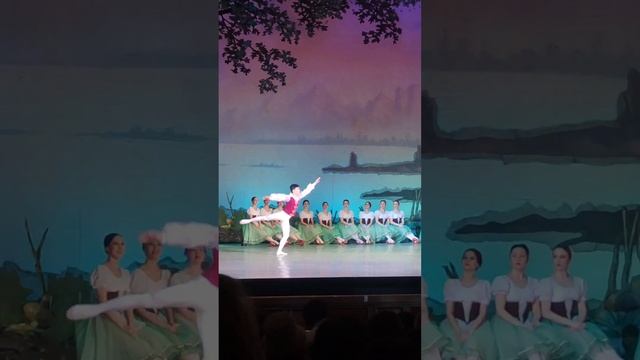 Балет "Жизель" / Ballet "Giselle" / Государственный Академический Большой театр им. А.Навои Ташкент смотреть онлайн