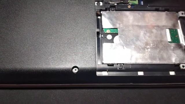 замена жёсткого диска на HP Envy M6 1154-er смотреть онлайн