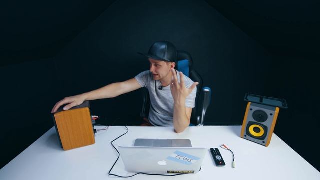 Edifier R1010BT Bluetooth Studio/Bookshelf Speakers Review & Sound Test смотреть онлайн
