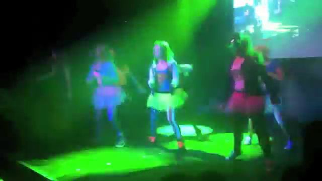 PROUDLY PRESENT "I FINK U FREEKY SOUTH AFRICA" ON STAGE SHOW смотреть онлайн