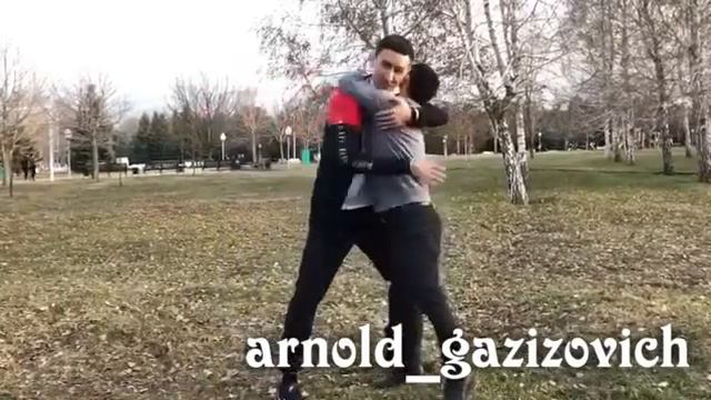 Arnold Gazizovich / О том, как надо правильно здороваться смотреть онлайн