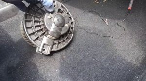 Lexus RX 330 печка не дует, где искать причину. stove won't blow