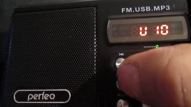 Радиоприемник Perfeo Sound Ranger SV922 Old(Black) vs New(Blue) vesion смотреть онлайн