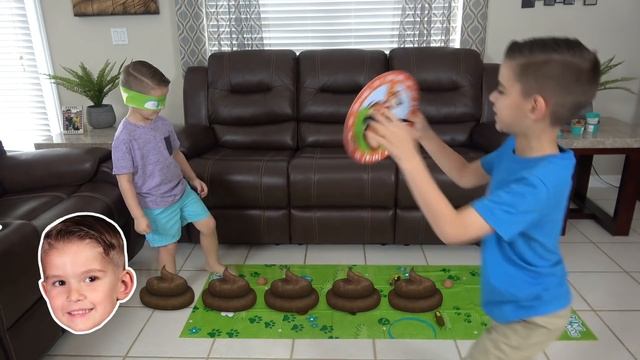 DON'T STEP IN IT!!! Blindfolded Poop Dodging Game (GROSS) смотреть онлайн