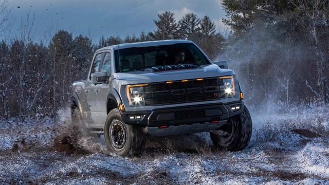 Ford F-150 Raptor R 2023 vs Ram 1500 TRX 2022: The 700-HP Brawl! смотреть онлайн