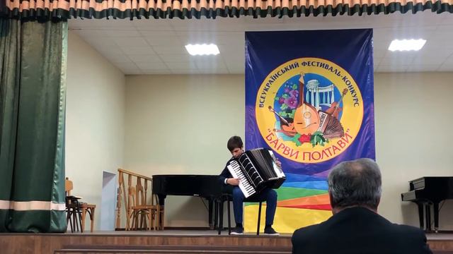 Крестьянская хора. Исполнитель Зубенко Владимир. смотреть онлайн