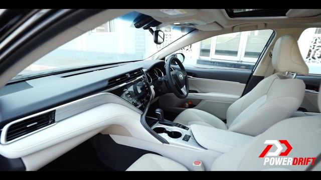 2019 Toyota Camry Hybrid : High breed enough? : PowerDrift