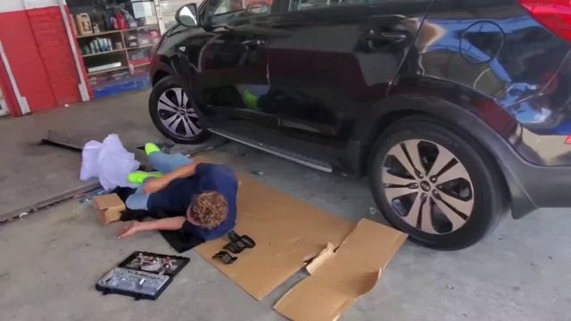 Nuevos estribos Kia Sportage смотреть онлайн
