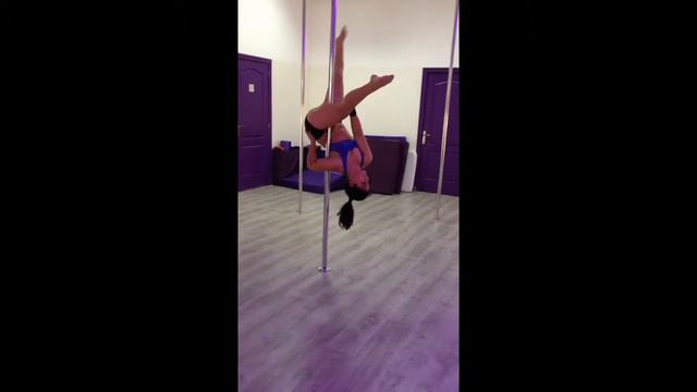 ENTRENANDO POLEDANCE en PoleDance Malorca Mar 7, 2014 смотреть онлайн