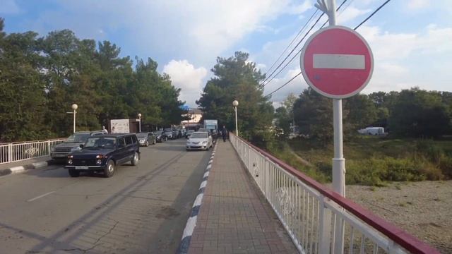 ДИВНОМОРСКОЕ ?ПРОГУЛКА ПО СЕЛУ??? КУРОРТНАЯ НОСТАЛЬГИЯ.#дивноморское#море #дивноморск смотреть онлайн