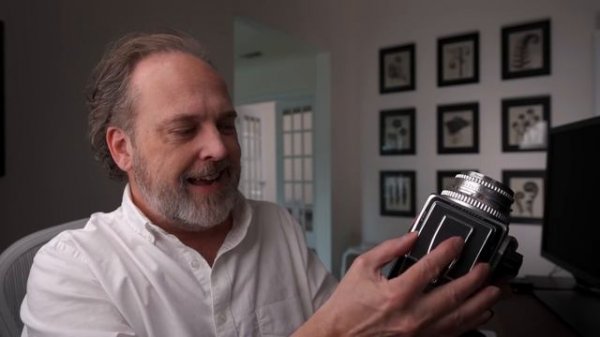 Big Performance, Tiny Camera ::  the Hasselblad 907x 100 Megapixel CFV100