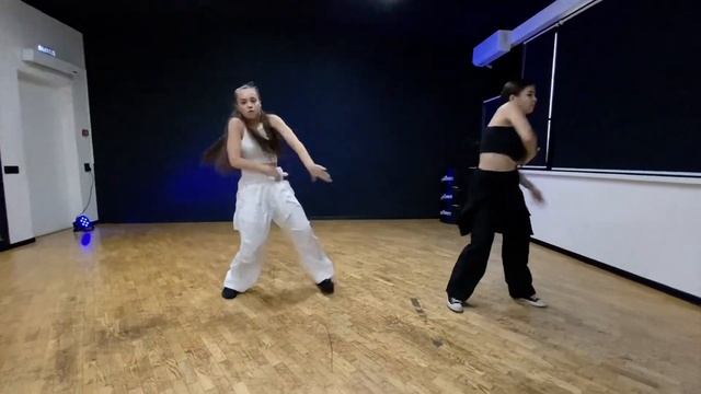 Первый мастер-класс воспитанниц PROгруппы Арины и Саши? смотреть онлайн