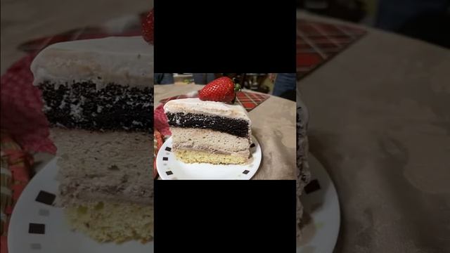 Neapolitan Ice Cream Cake! смотреть онлайн