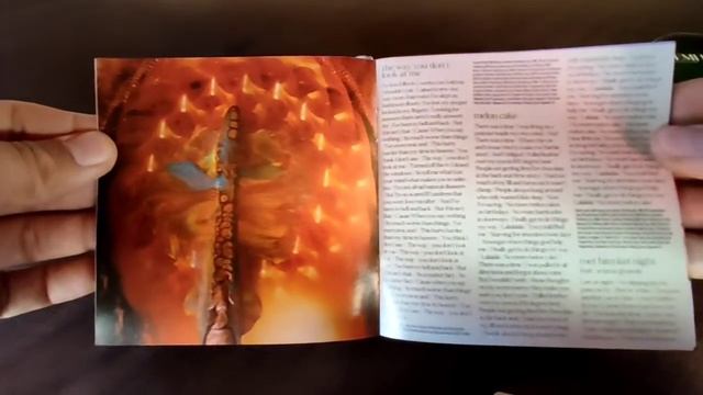 Demi Lovato - Dancing with the devil... The art of starting over (Unboxing) смотреть онлайн