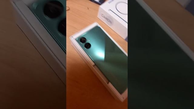 распаковка телефона Tecno Camon 19 Neo смотреть онлайн
