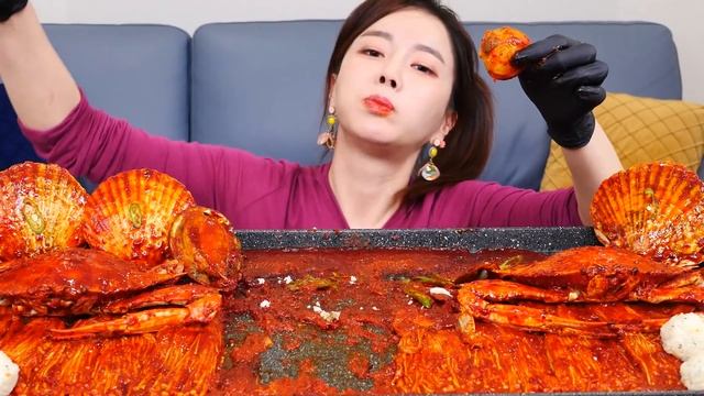 [Mukbang ASMR] 환상의 맛 ? 꽃게 팽이버섯 해물찜 ? 먹방 레시피 Spicy Crab Enoki Mushrooms Seafoodboil Recipe Ssoyoung