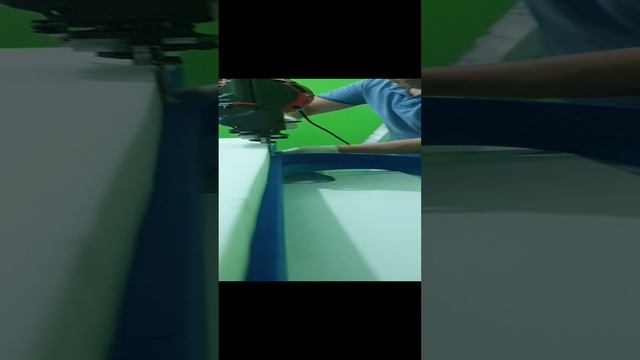 Ровняем будущий матрас из ППУ смотреть онлайн