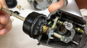 Shimano 15 Twin Power. Люфт штока. В чём проблема?