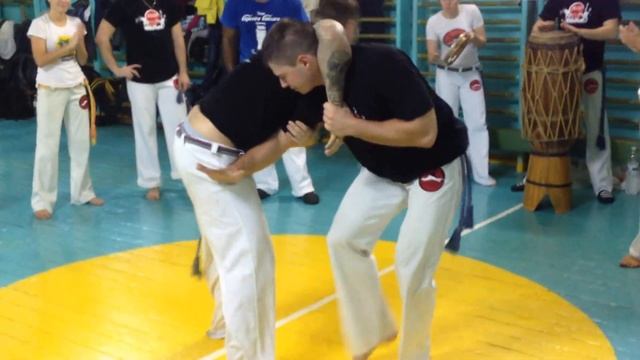 Instrutor Cicatriz Capoeira Camara 2013 смотреть онлайн