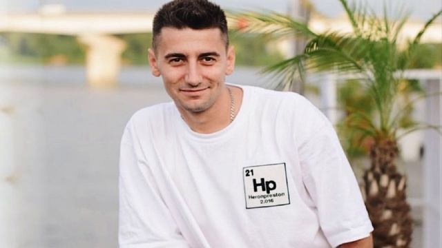 Только что! Холостячка Ксения Мишина час назад... смотреть онлайн