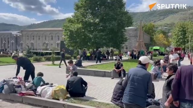 В Горисском культурном центре продолжает оказываться помощь жителям Нагорного Карабаха смотреть онлайн