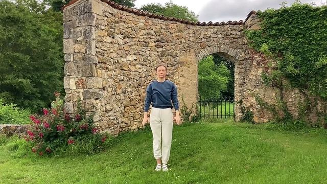 Relaxing Bedtime Stretches - Beginner Qigong