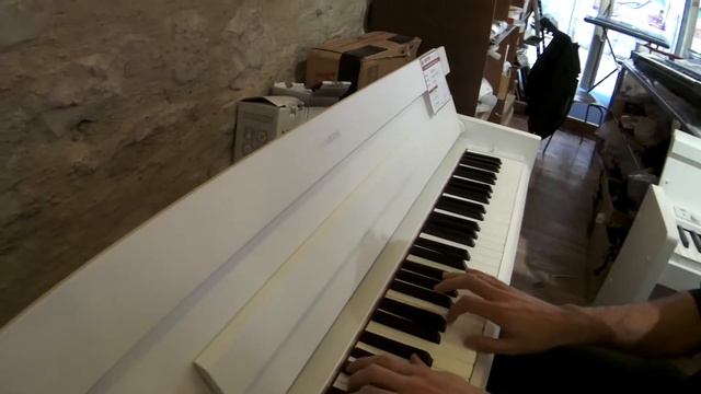 Piano numérique Yamaha ARIUS YDP-S52 смотреть онлайн