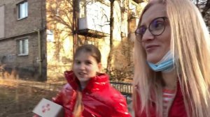 Нереальная прогулка с Кирой. Кира меня учит танцевать.-семейные влоги-