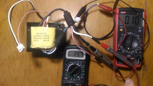 Тест трансформатора R333H E154515 на холостом ходу из бесперебойника для зарядного устройства. смотреть онлайн