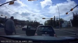 Дорожные конфликты и драки из-за нарушения правил дорожного движения