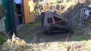 Бортоповоротный погрузчик 2, первый выезд.Испытания хода.